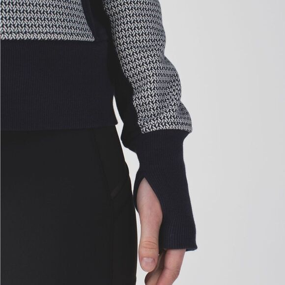 EUC Lululemon Scuba Hoodie II Washi Weave Angel Wing Naval Blue RARE - Picture 6 of 10